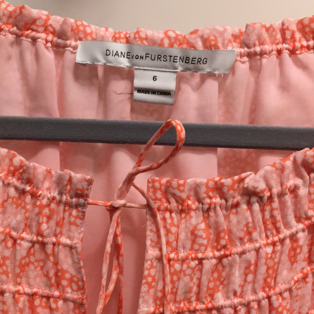 Diane von Fursteinberg Parry Dress. - Picture 3 of 5
